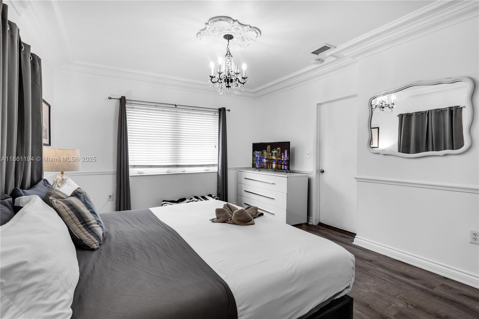 520 SW 22nd Rd Miami, FL 33129