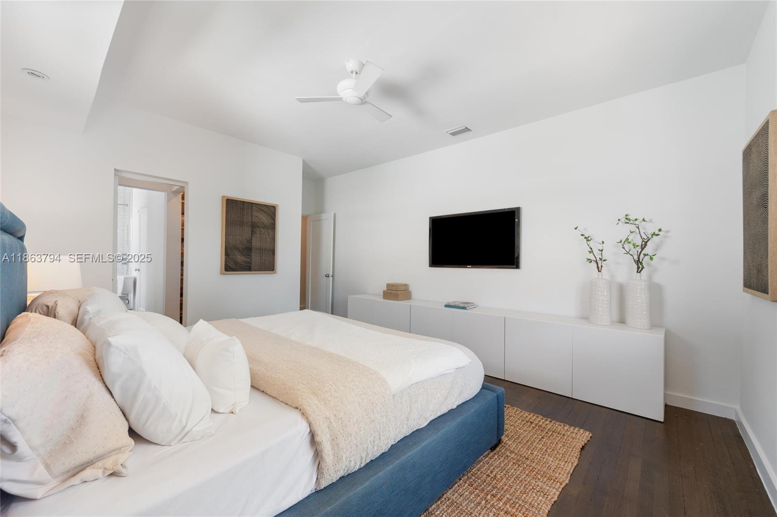 4015 N Meridian Ave #4 Miami Beach, FL 33140