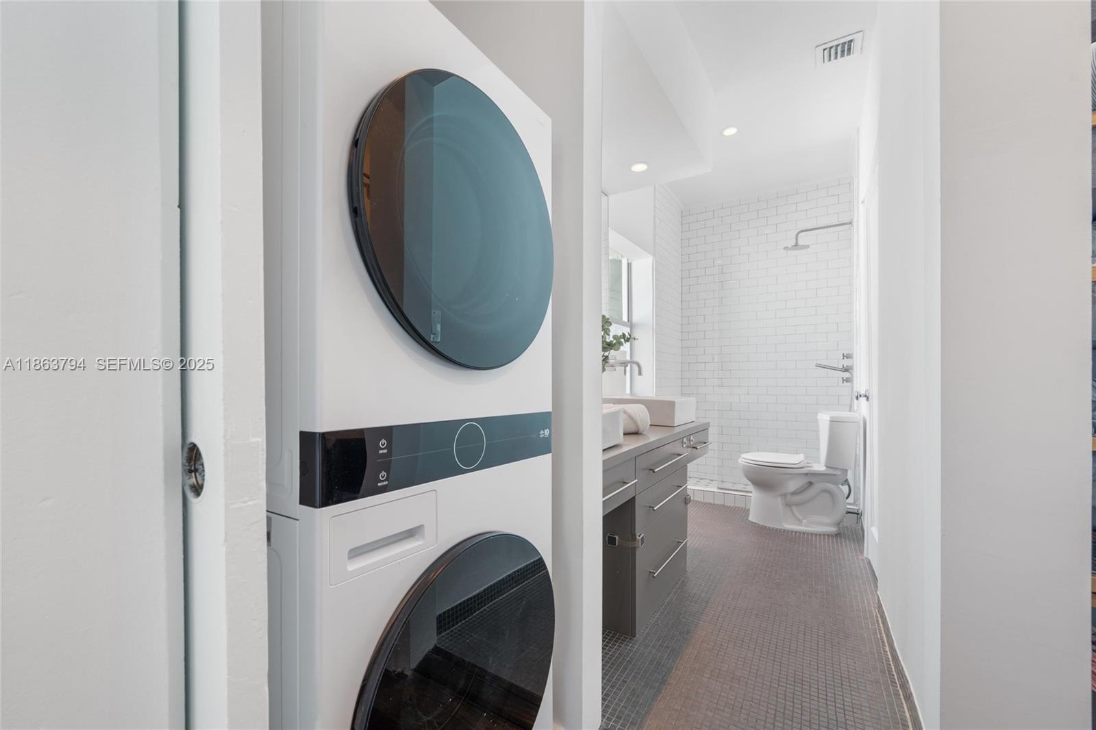 4015 N Meridian Ave #4 Miami Beach, FL 33140