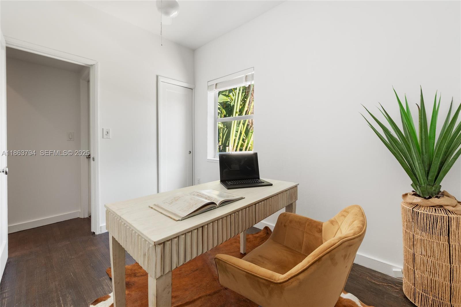 4015 N Meridian Ave #4 Miami Beach, FL 33140