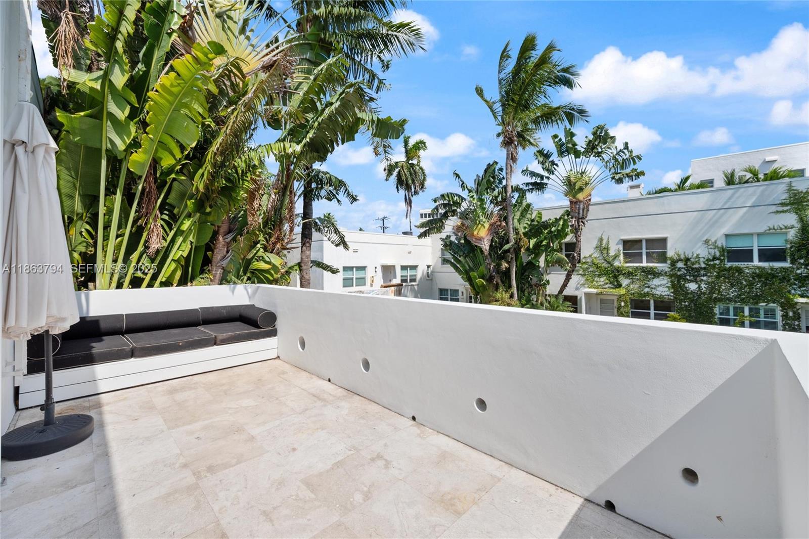 4015 N Meridian Ave #4 Miami Beach, FL 33140