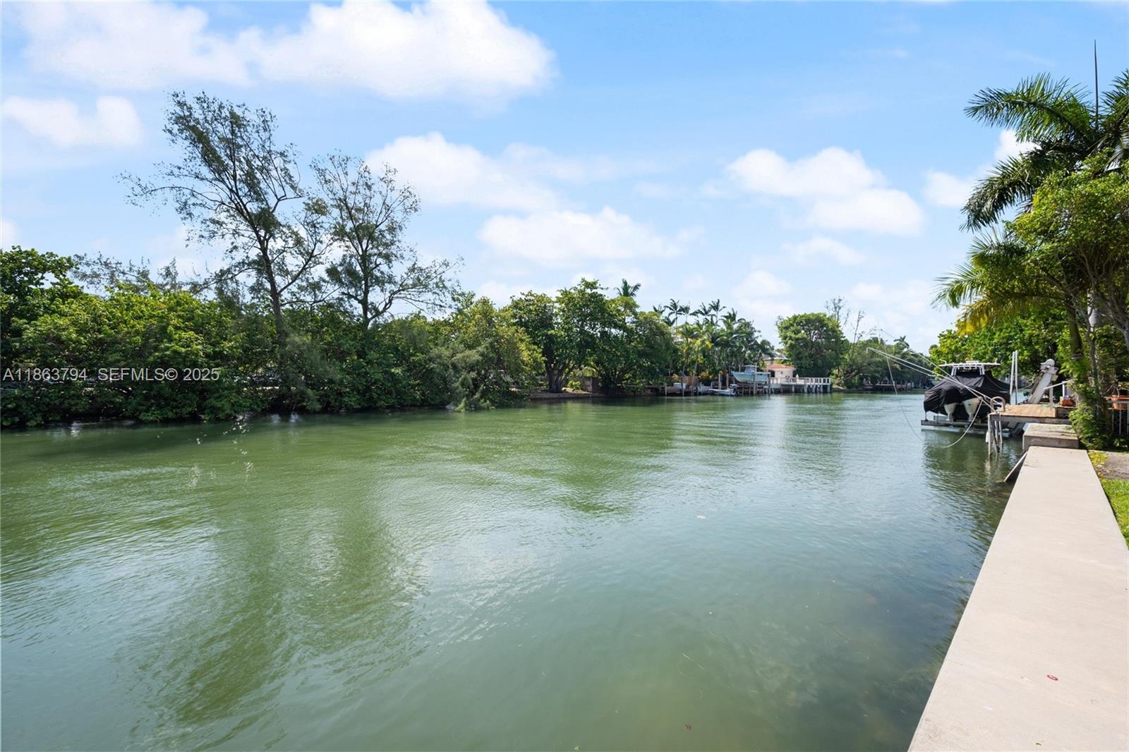 4015 N Meridian Ave #4 Miami Beach, FL 33140