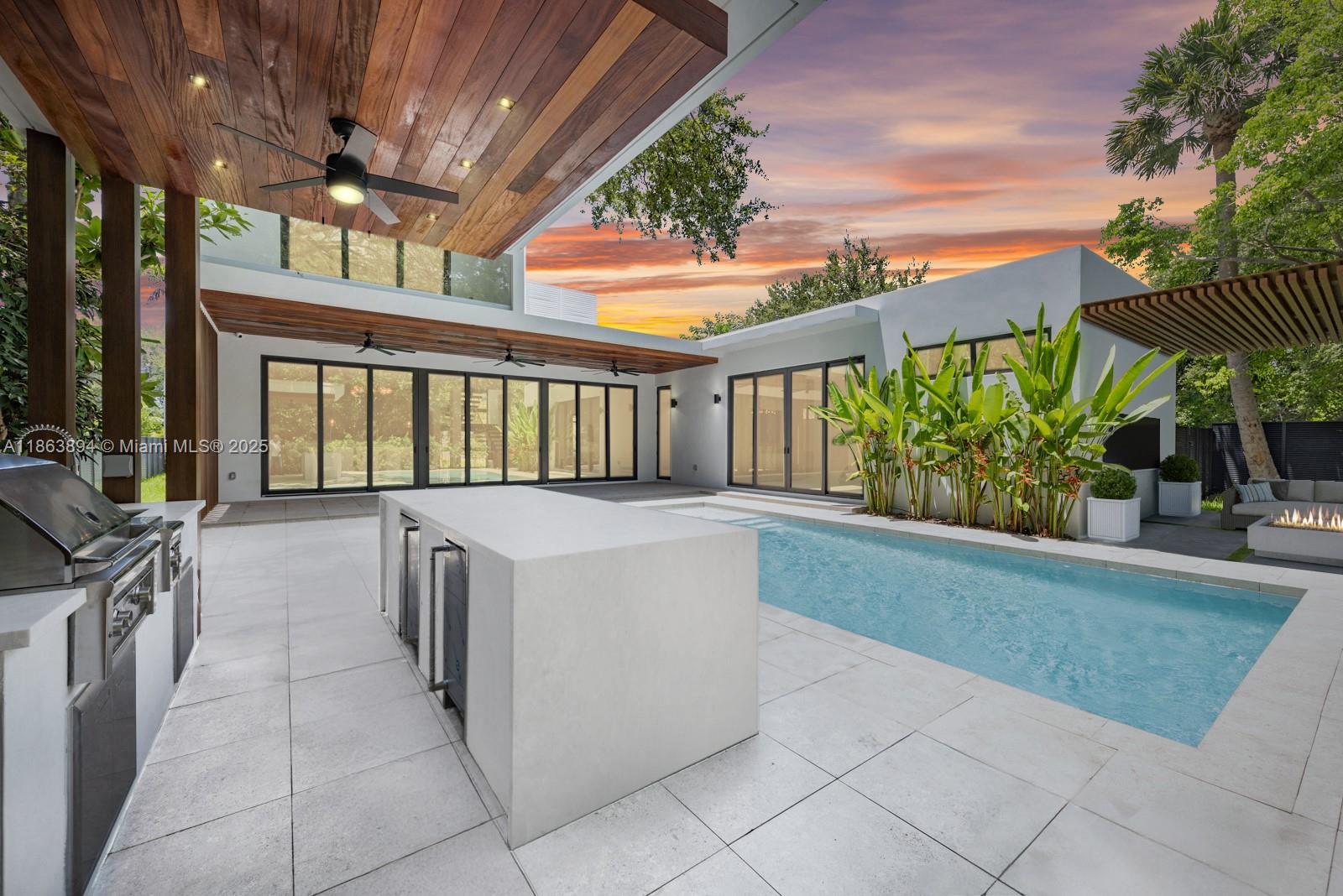 941 NE 92nd St Miami Shores, FL 33138