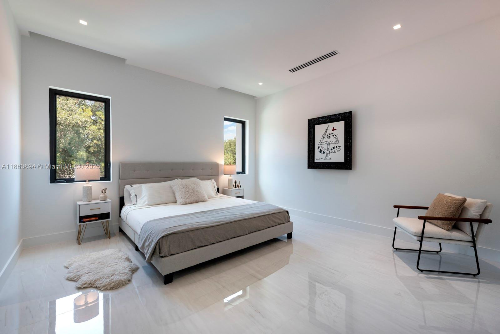 941 NE 92nd St Miami Shores, FL 33138