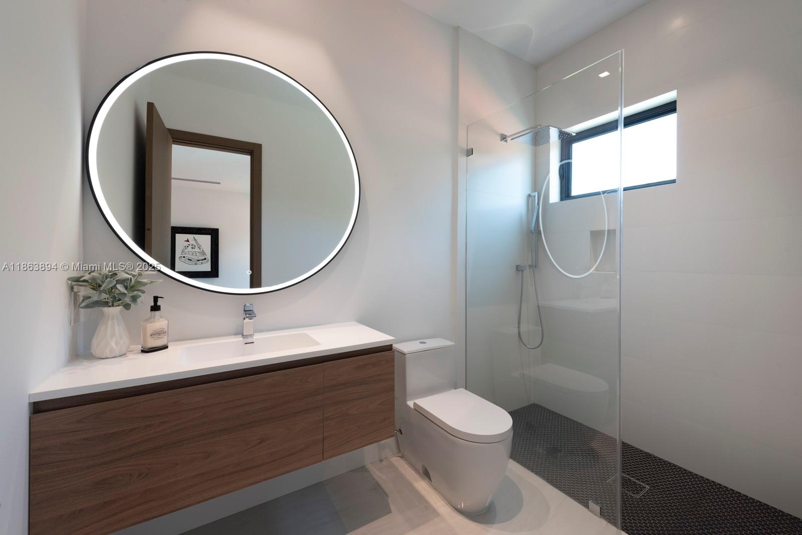 941 NE 92nd St Miami Shores, FL 33138