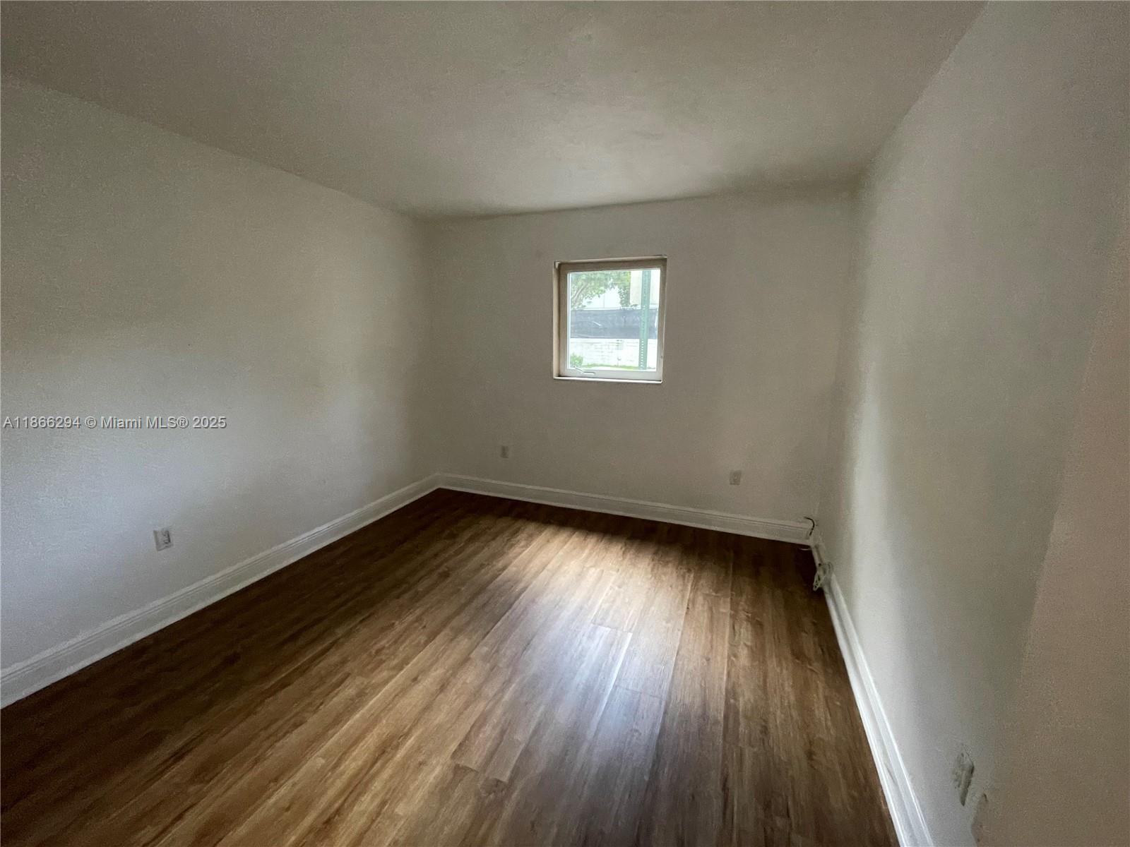 8605 SW 68th Ct #1 Pinecrest, FL 33156