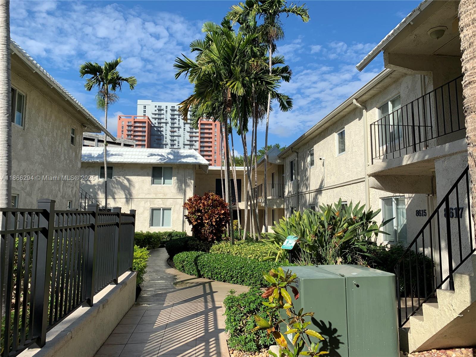 8605 SW 68th Ct #1 Pinecrest, FL 33156