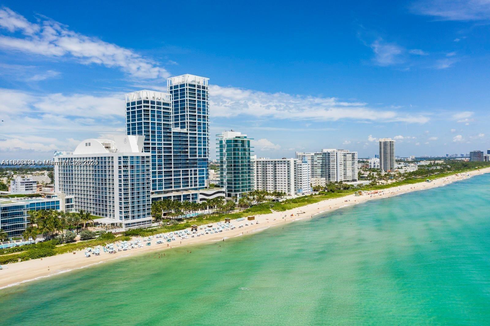image Carillon Condominium19