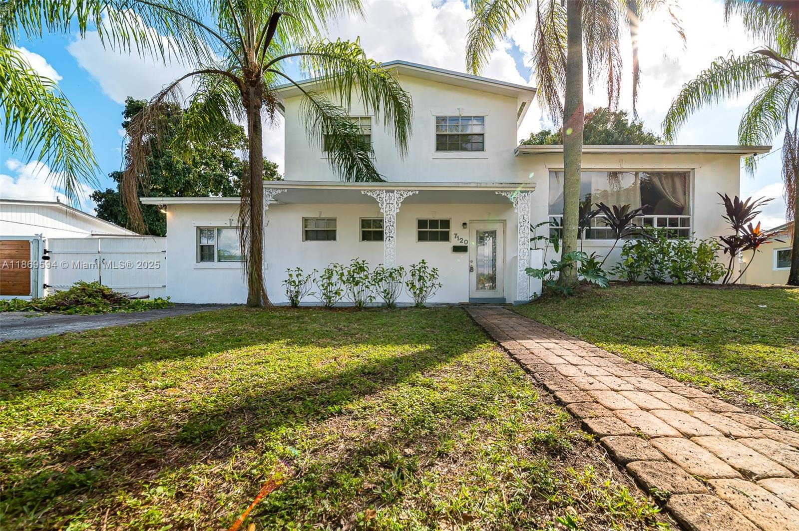 7120 Duval St
