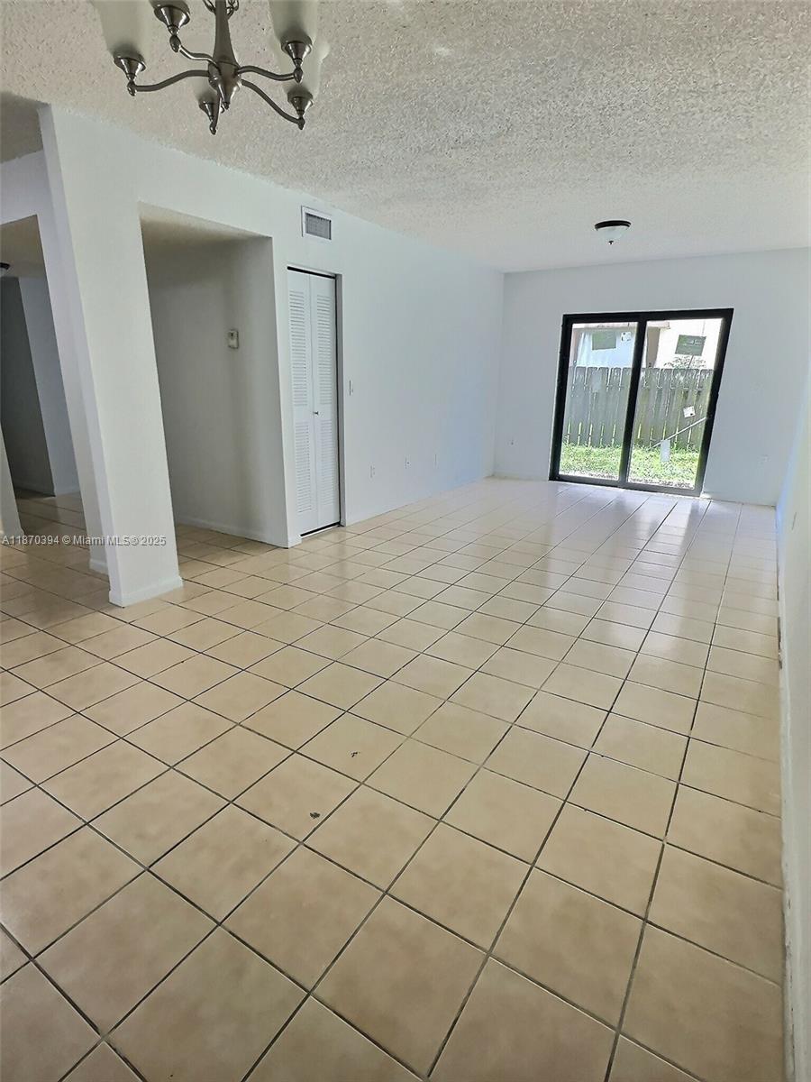 1490 W 42nd Pl #103