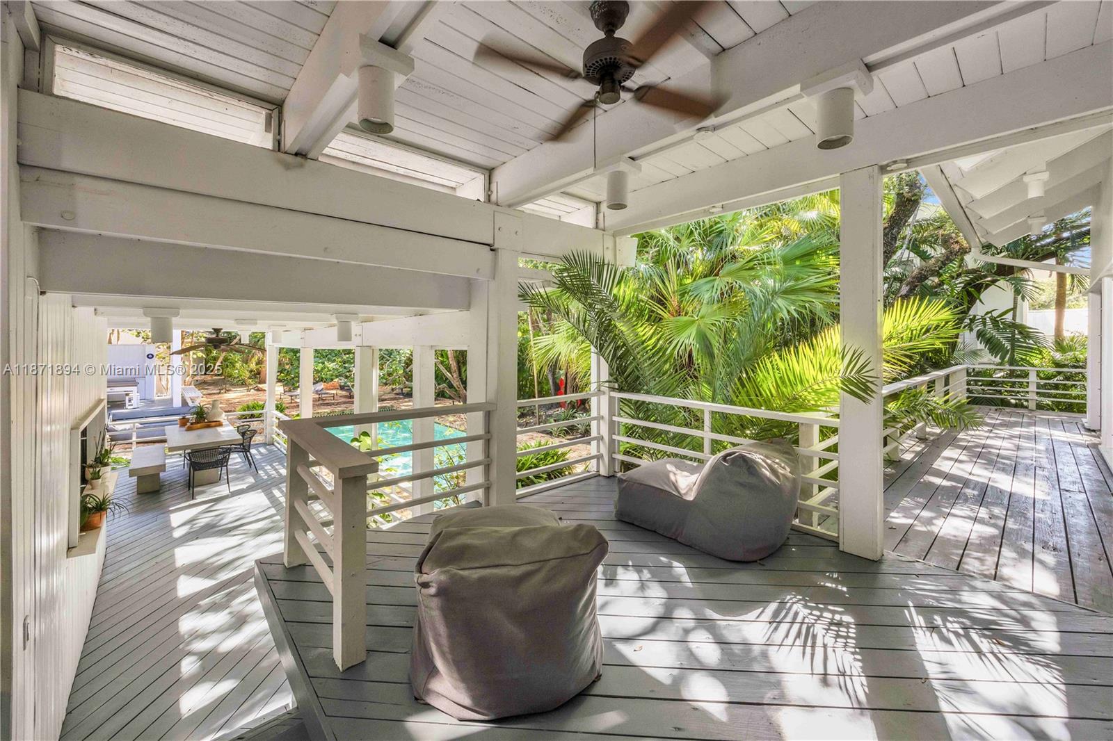 5600 Oakwood Ln Coral Gables, FL 33156