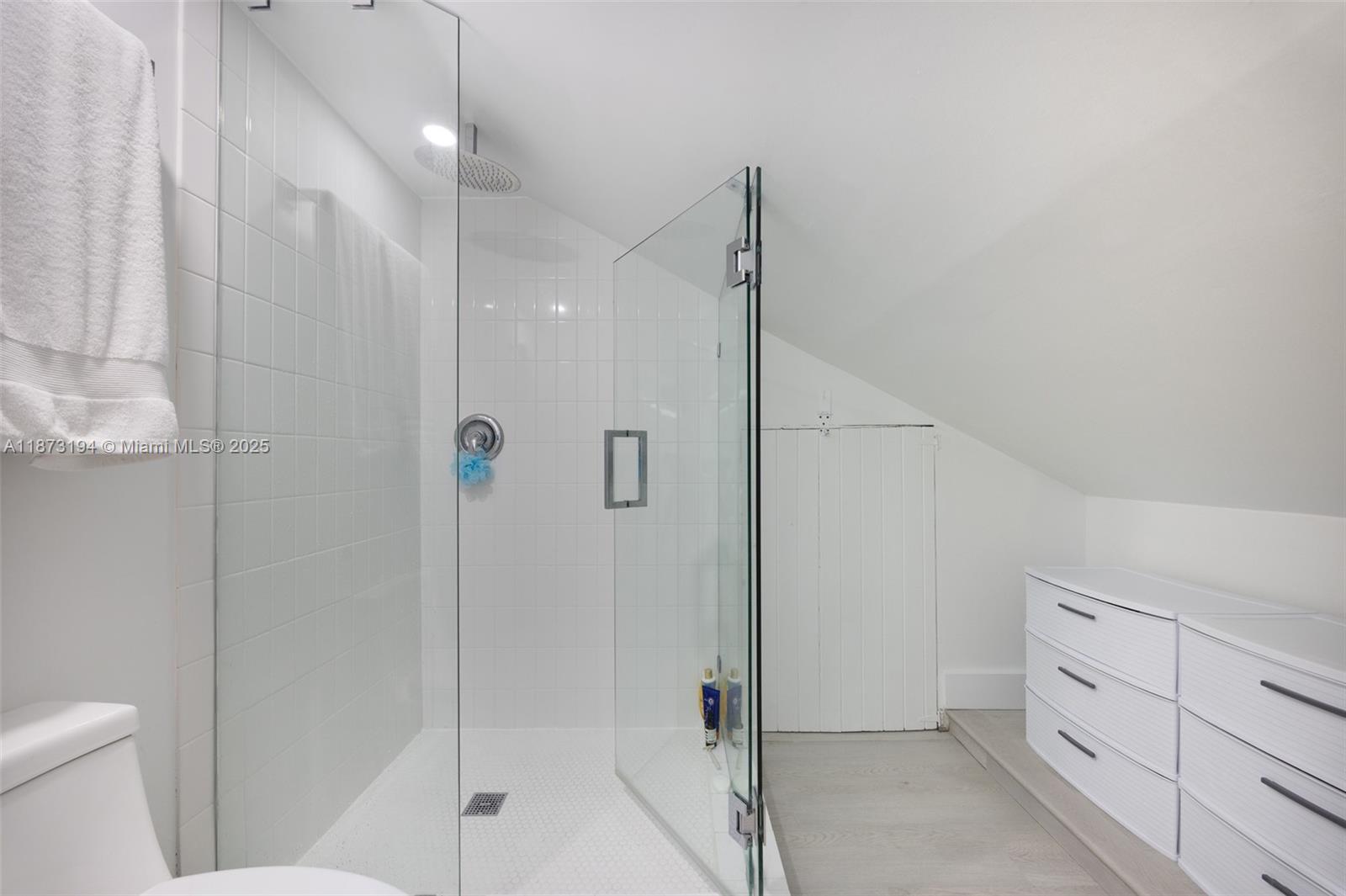 3951 Park Dr Coconut Grove, FL 33133