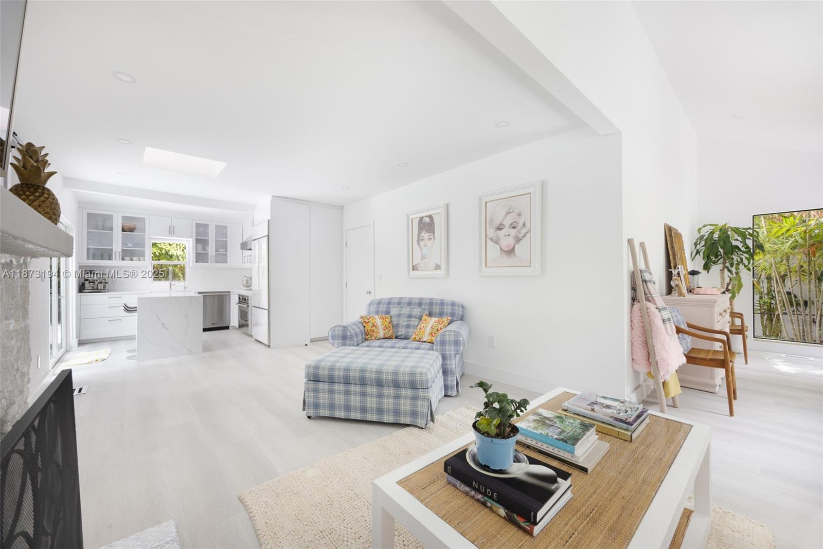 3951 Park Dr Coconut Grove, FL 33133