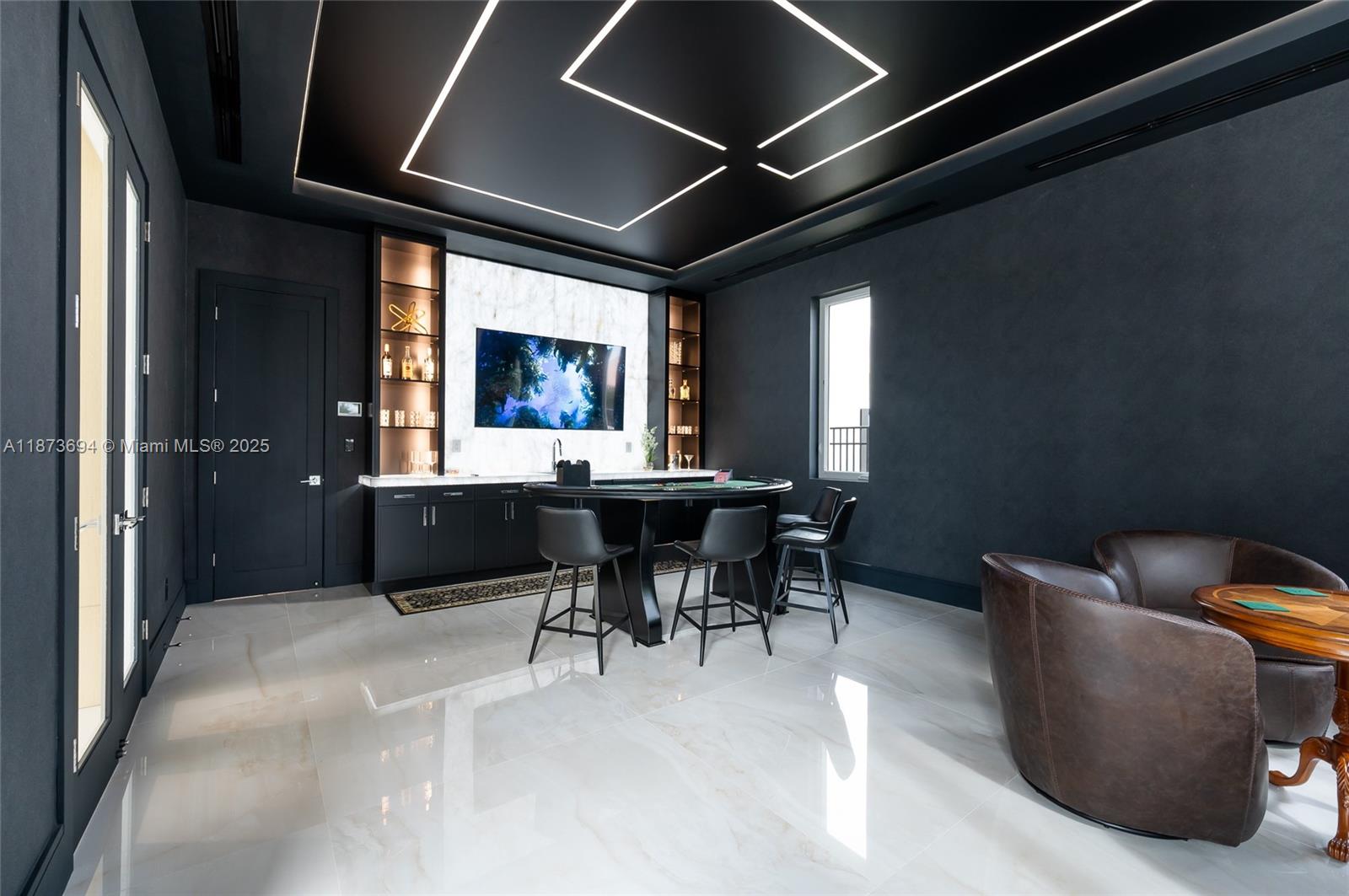 3740 NE 29th Ave Lighthouse Point, FL 33064