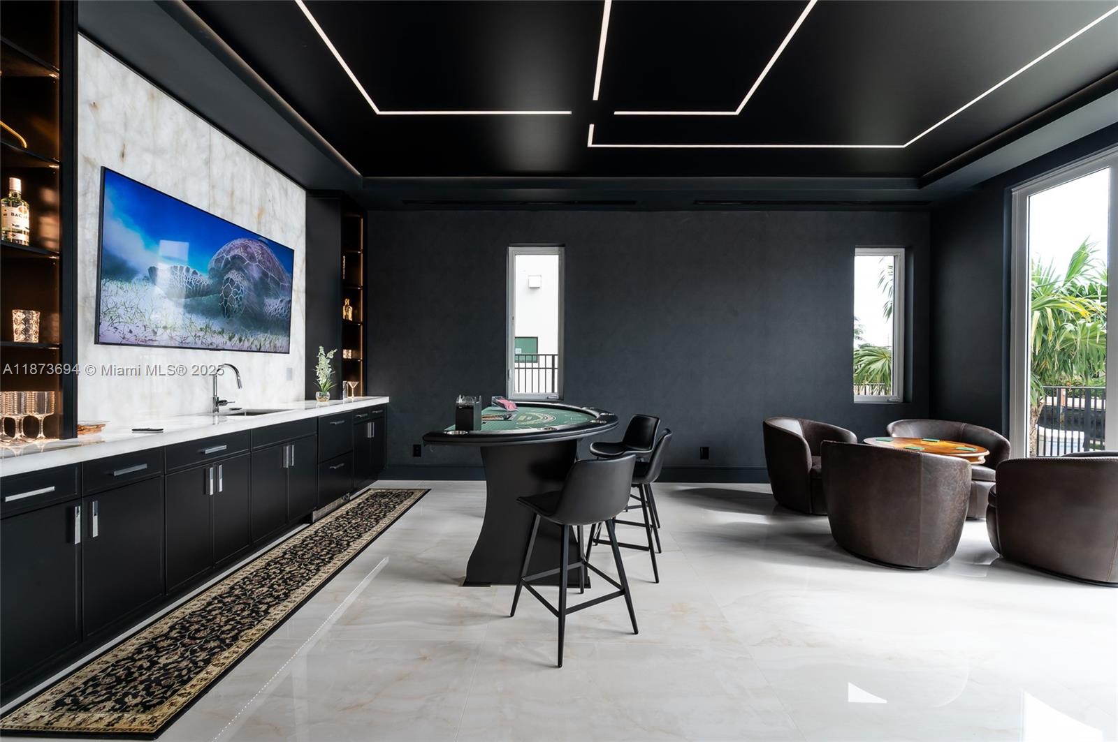 3740 NE 29th Ave Lighthouse Point, FL 33064