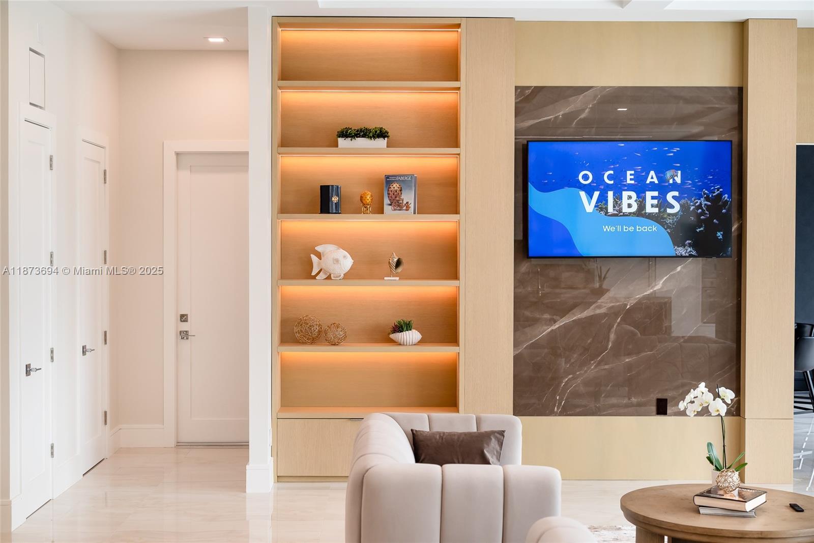 3740 NE 29th Ave Lighthouse Point, FL 33064