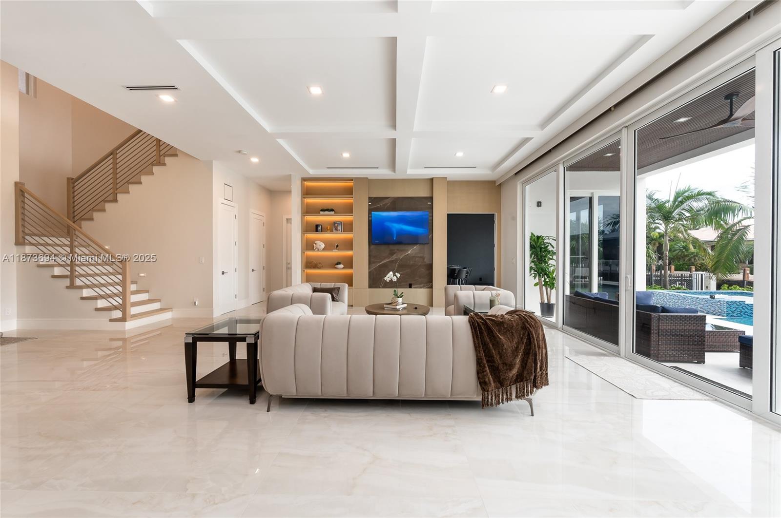 3740 NE 29th Ave Lighthouse Point, FL 33064