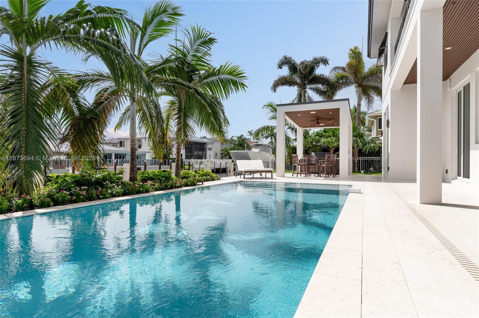 3740 NE 29th Ave Lighthouse Point, FL 33064