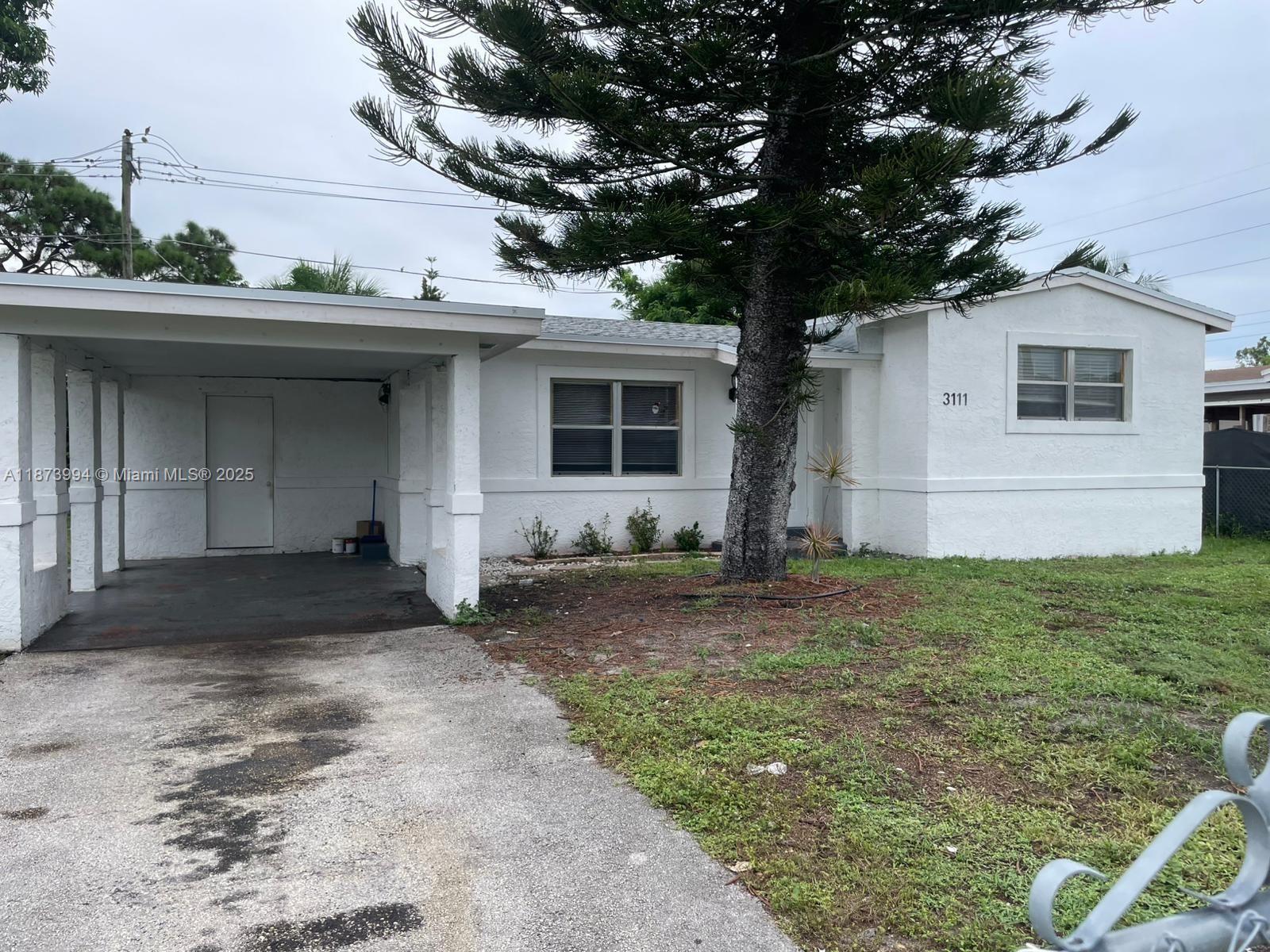 3111 NW 4th Pl