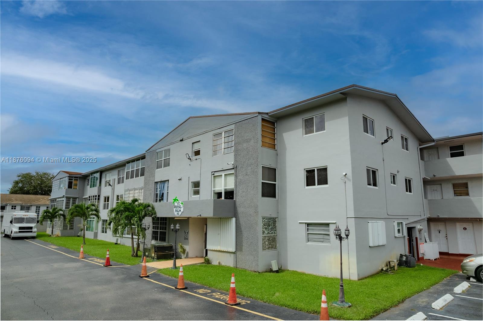 120 Royal Palm Rd #315