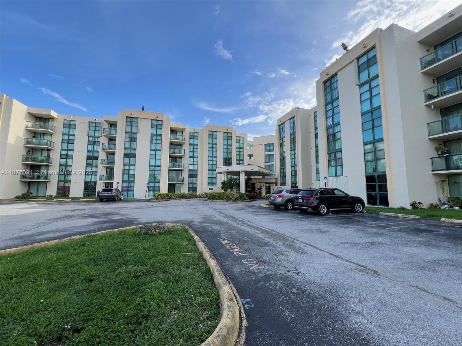 2055 SW 122nd Ave #305