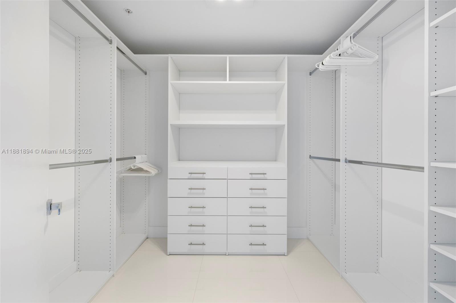 17111 Biscayne Blvd #1110 North Miami Beach, FL 33160