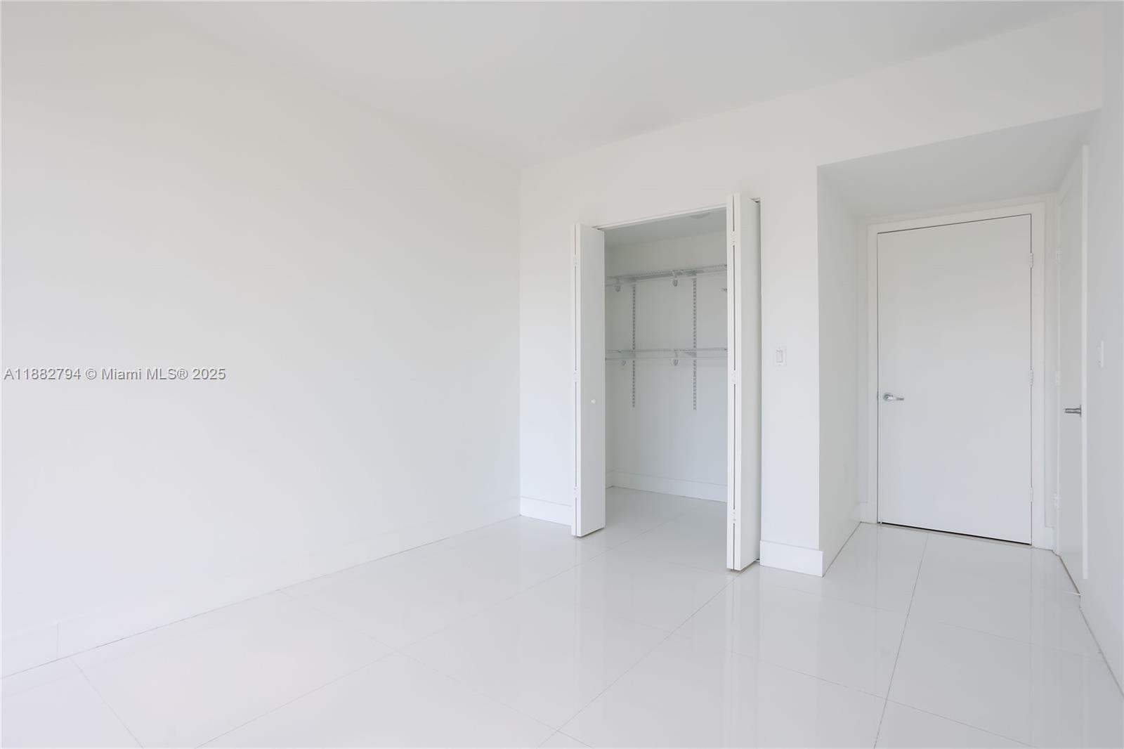 image Mint Condo11