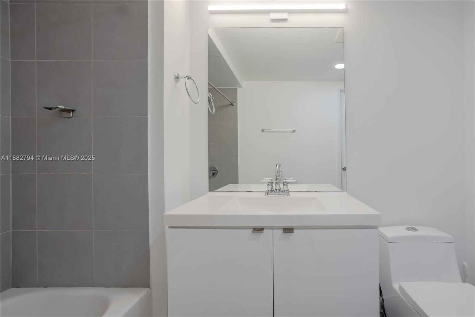 image Mint Condo15