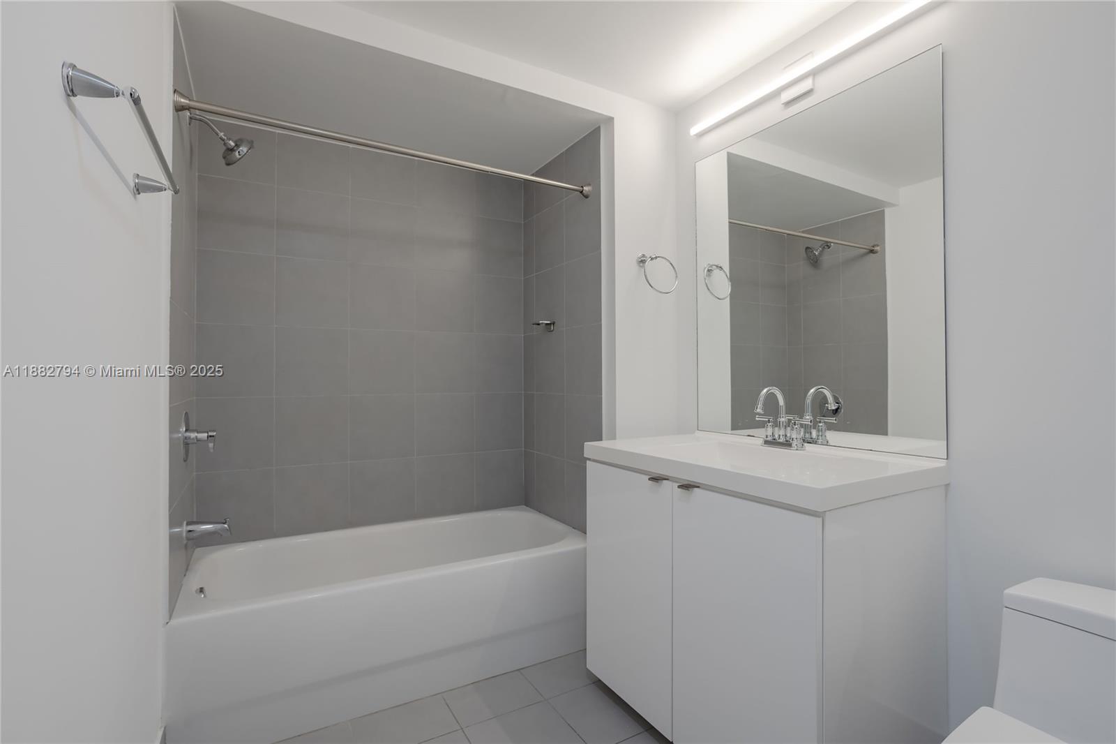 image Mint Condo16