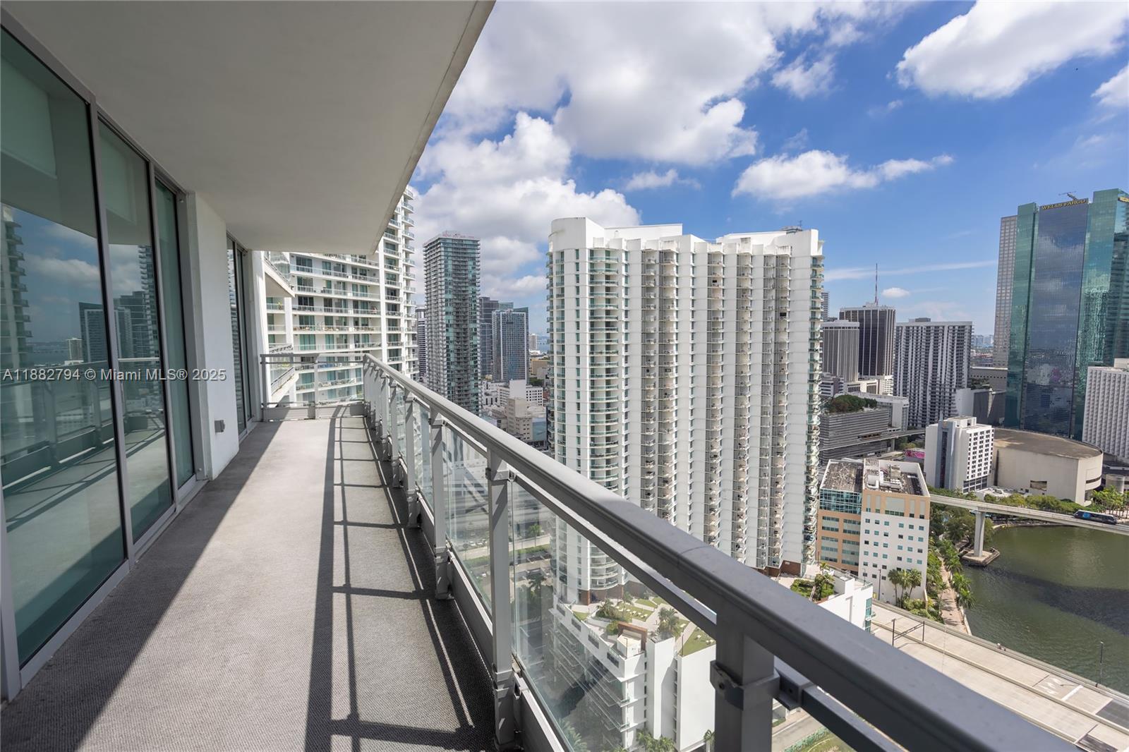 image Mint Condo19