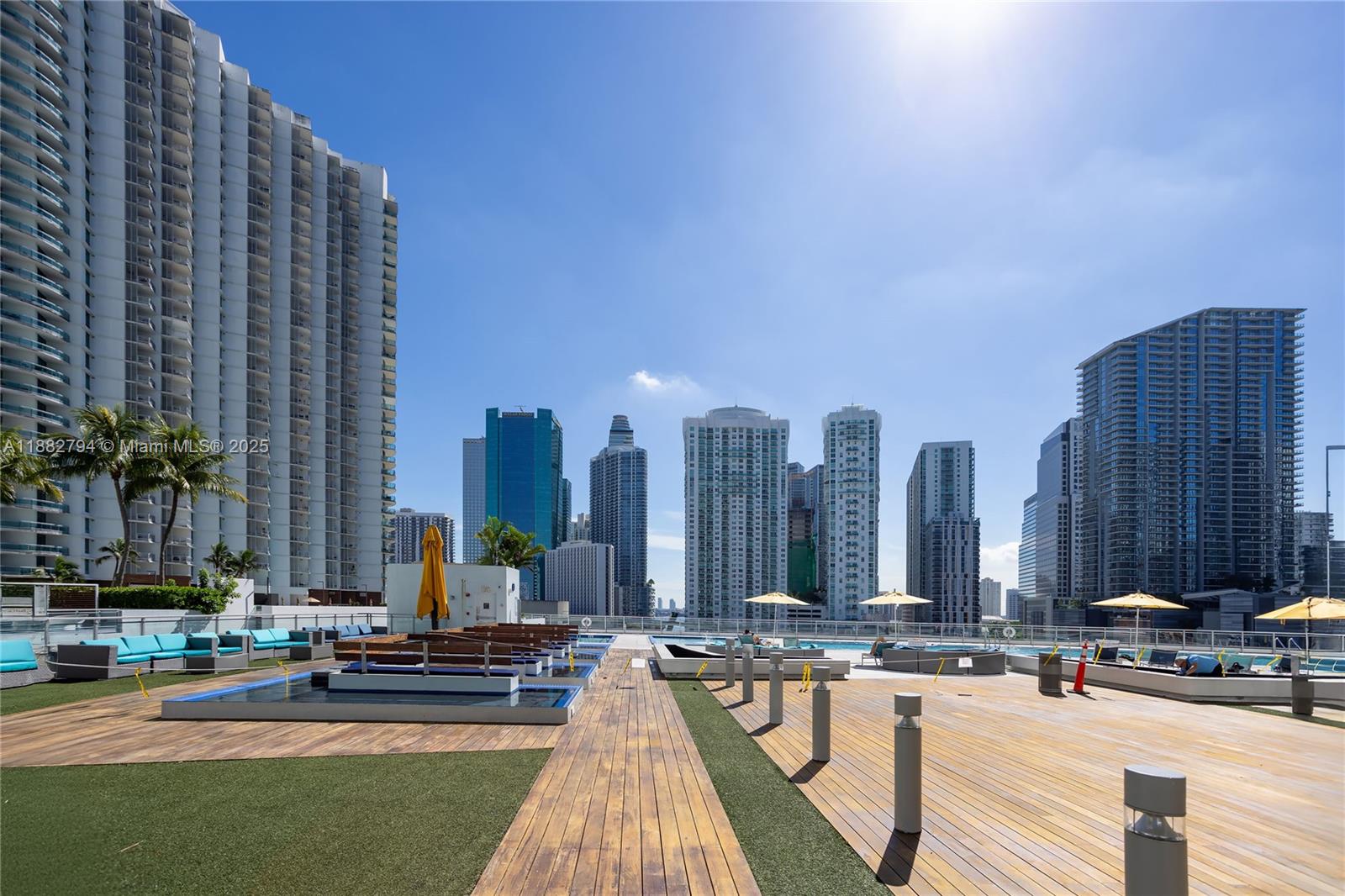 image Mint Condo37