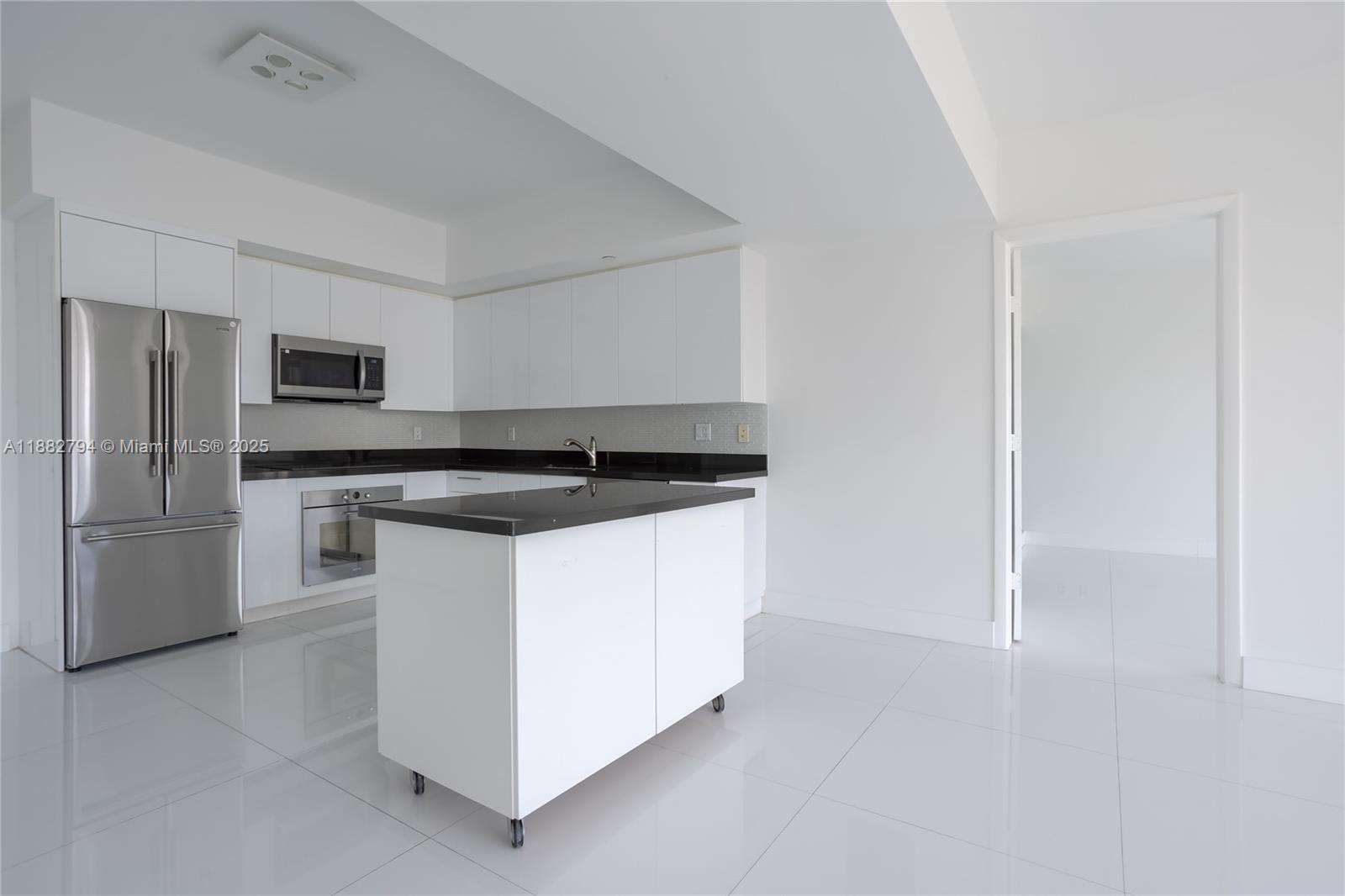 image Mint Condo5
