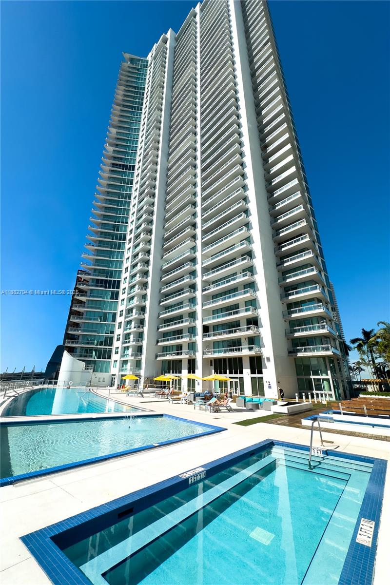 image Mint Condo63