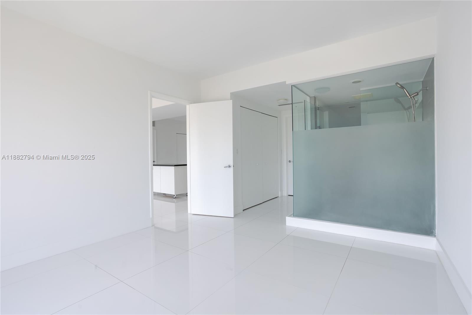 image Mint Condo8