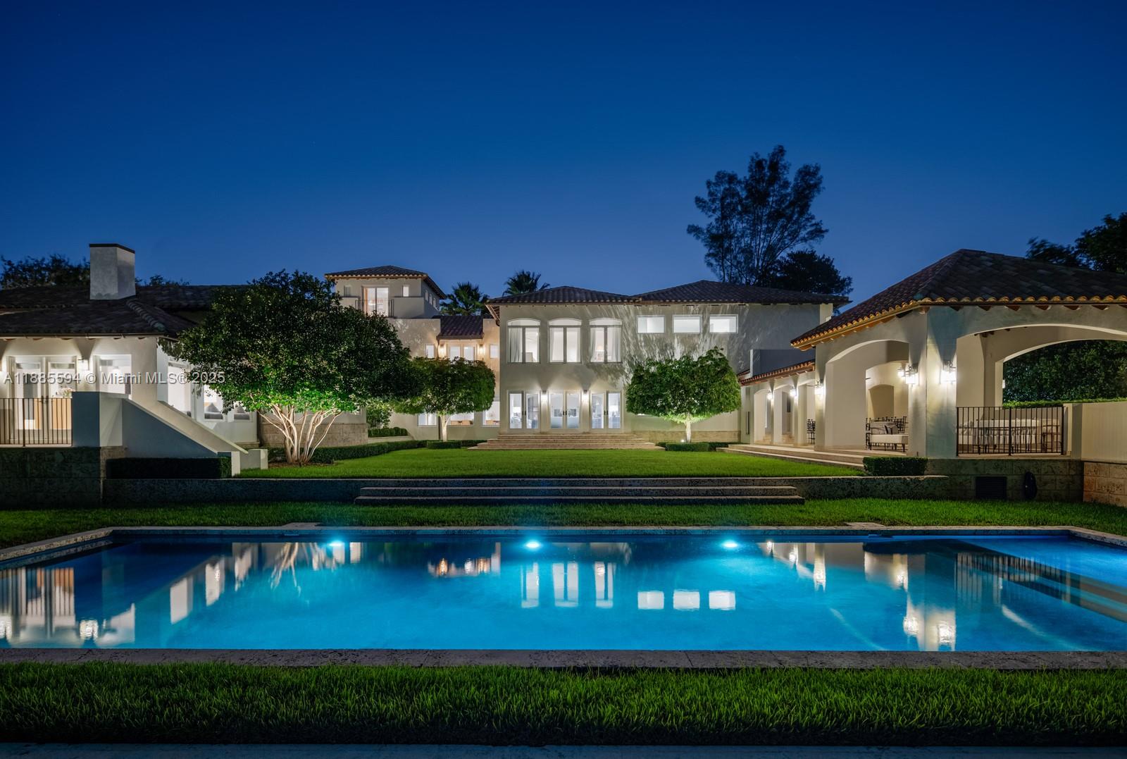 545 Casuarina Concourse Coral Gables, FL 33143 545 Casuarina Concourse Coral Gables, FL 33143