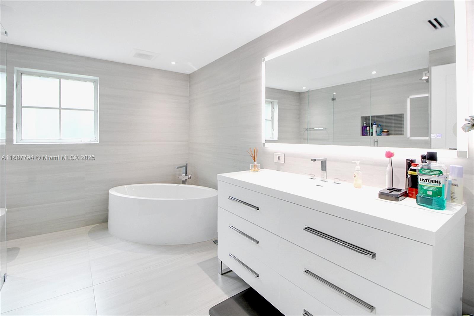 1110 Wallace St Coral Gables, FL 33134