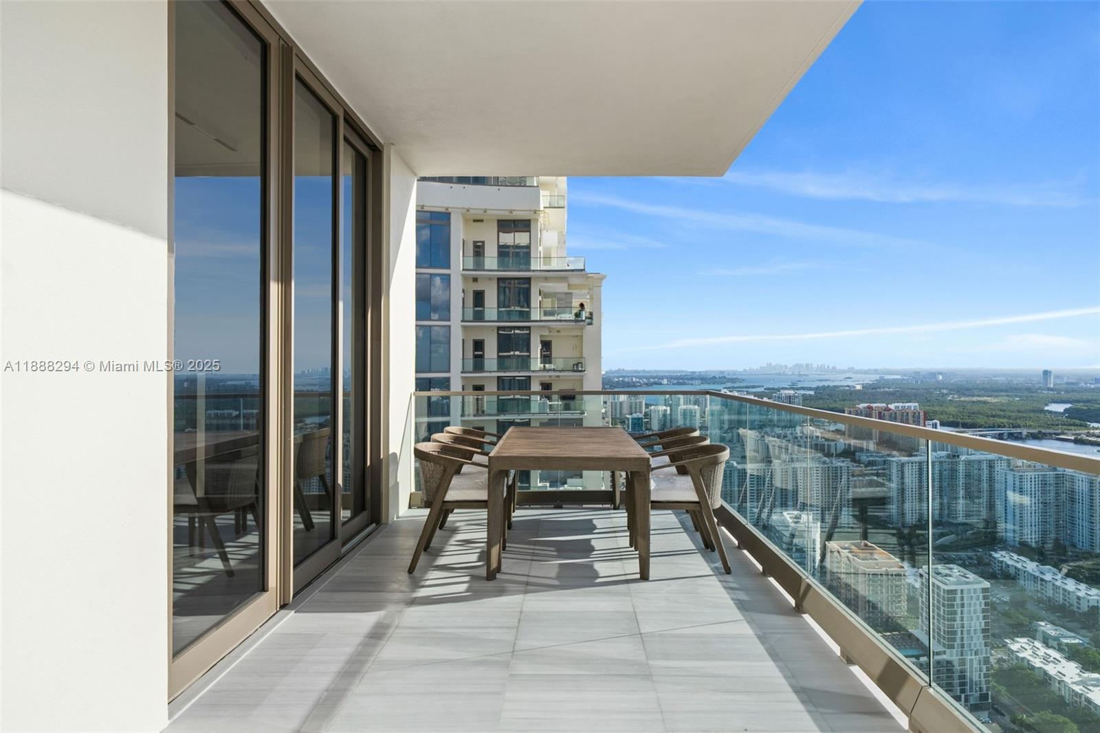 17975 Collins Ave #N-4601 Sunny Isles Beach, FL 33160
