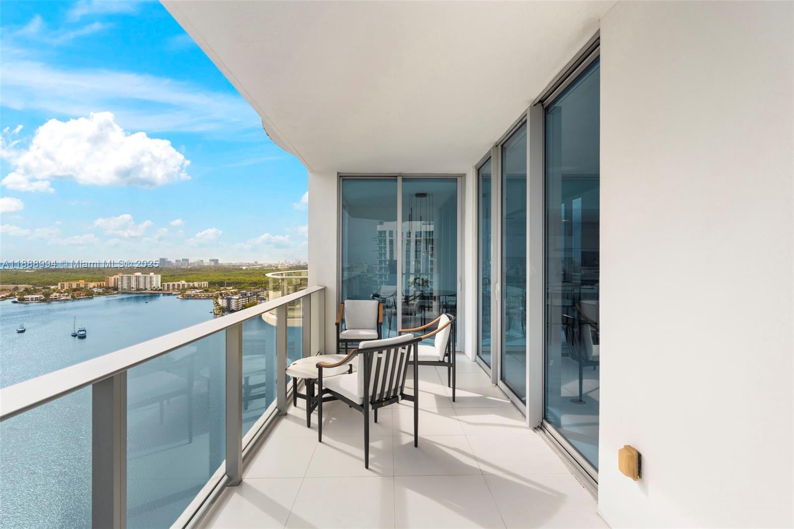 17111 Biscayne Blvd #2109 North Miami Beach, FL 33160