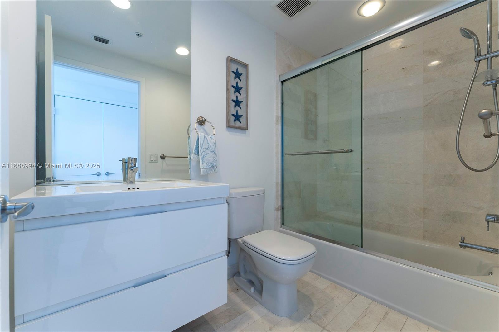 17111 Biscayne Blvd #2109 North Miami Beach, FL 33160