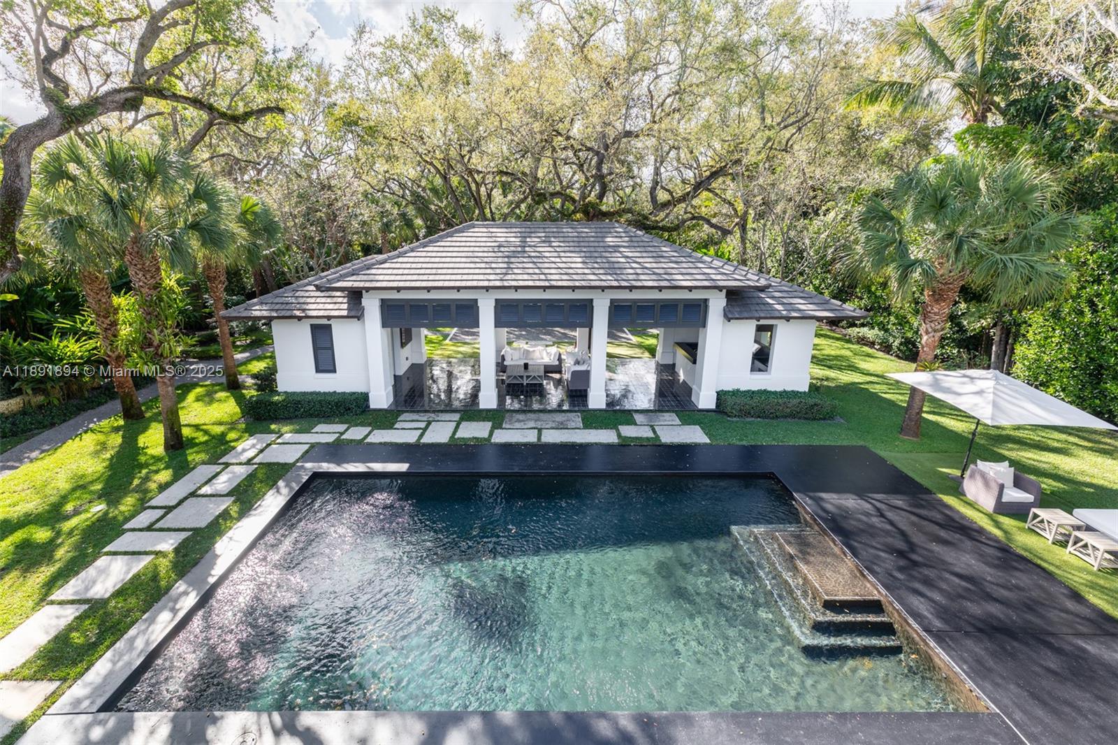 8150 SW 52nd Ave Miami, FL 33143 8150 SW 52nd Ave Miami, FL 33143
