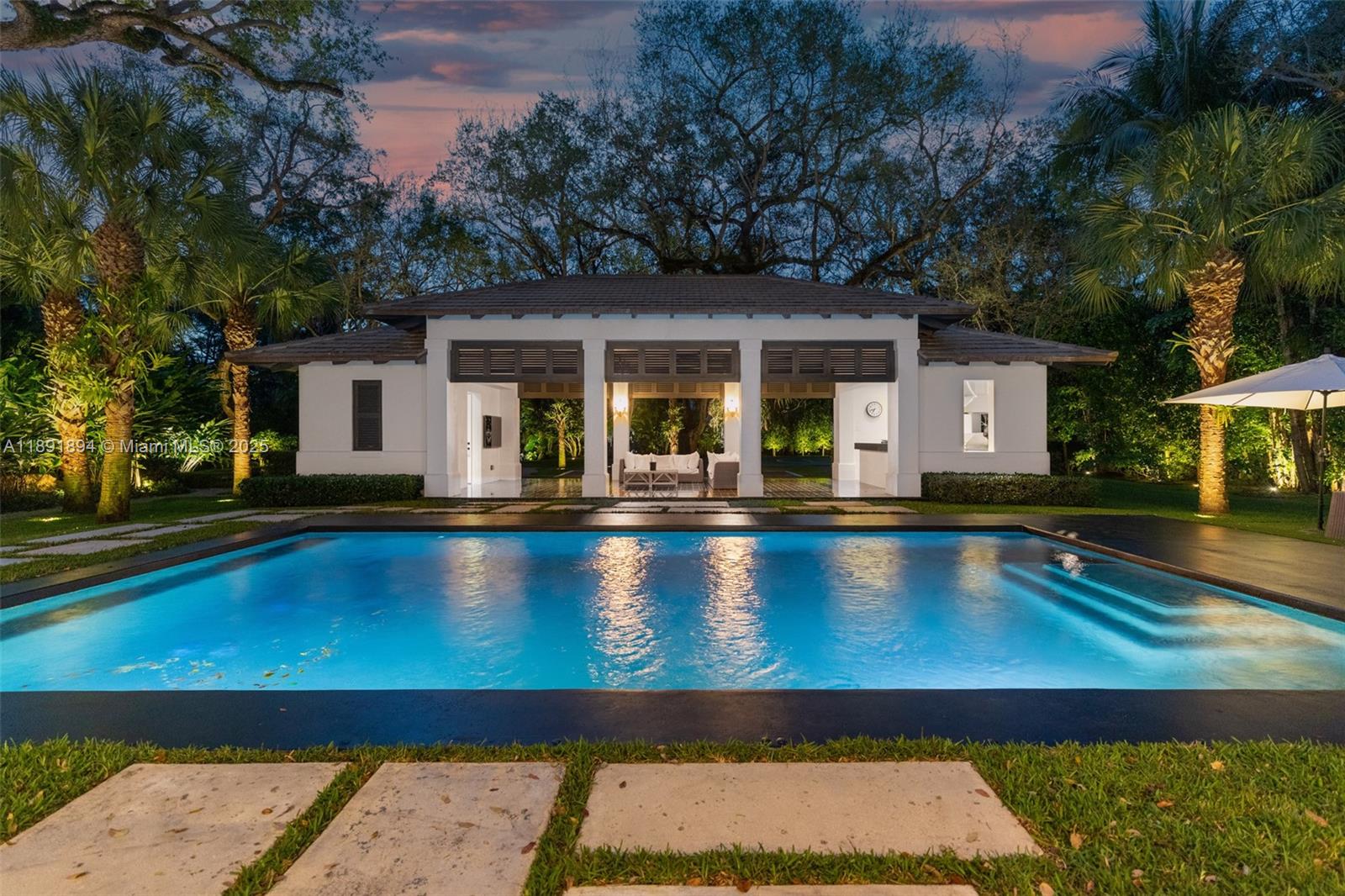 8150 SW 52nd Ave Miami, FL 33143 8150 SW 52nd Ave Miami, FL 33143