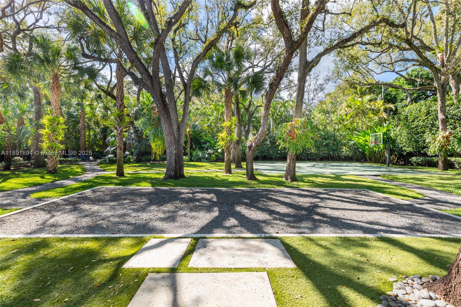 8150 SW 52nd Ave Miami, FL 33143 8150 SW 52nd Ave Miami, FL 33143