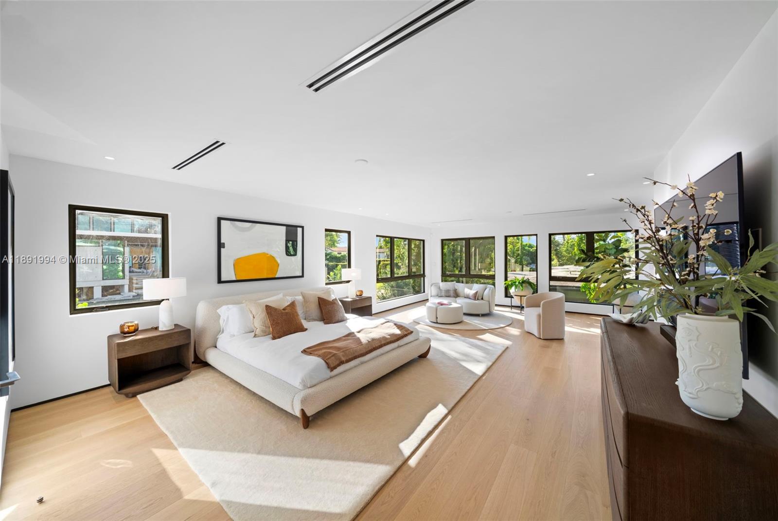 222 E Rivo Alto Dr Miami Beach, FL 33139