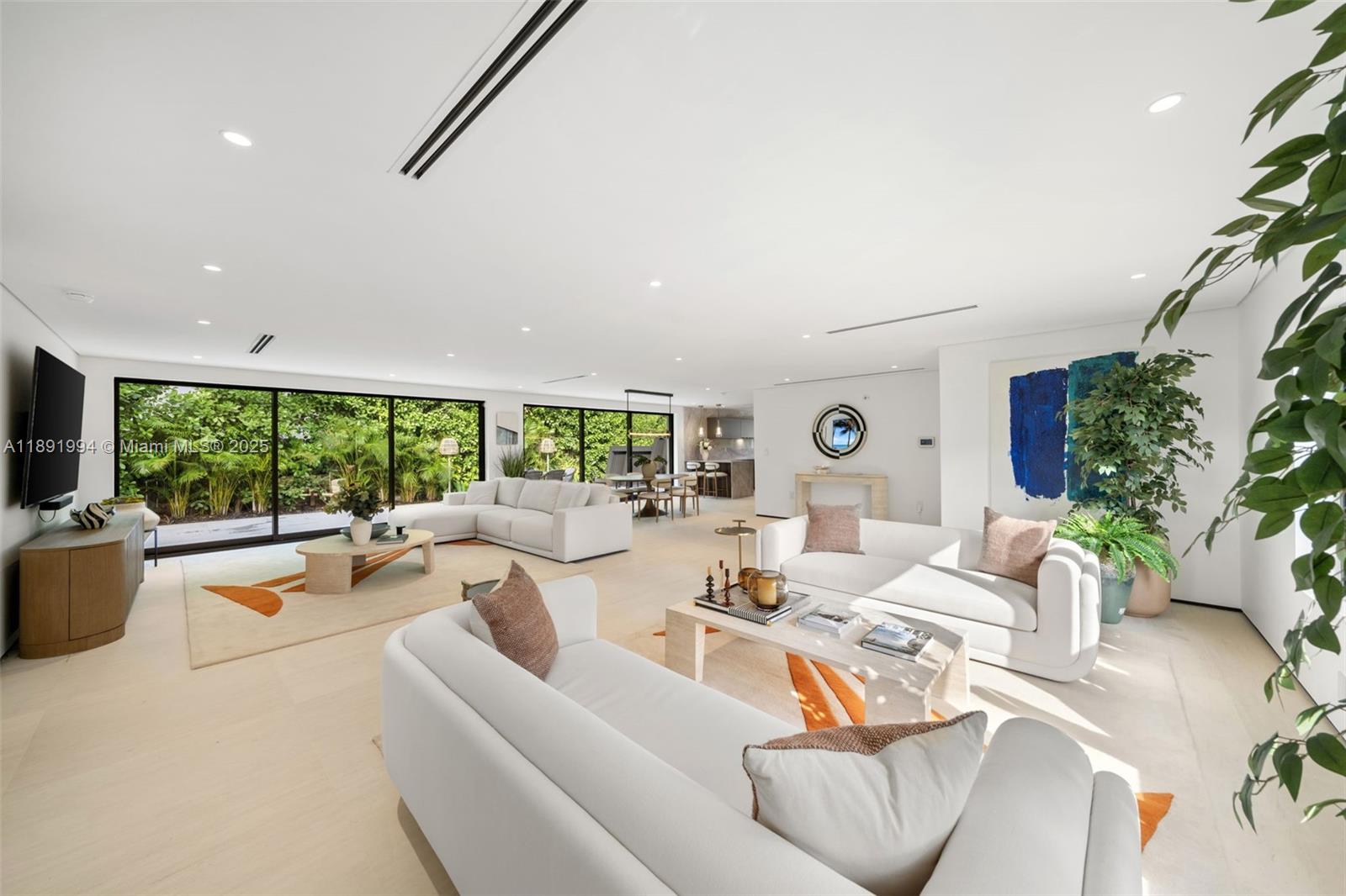 222 E Rivo Alto Dr Miami Beach, FL 33139