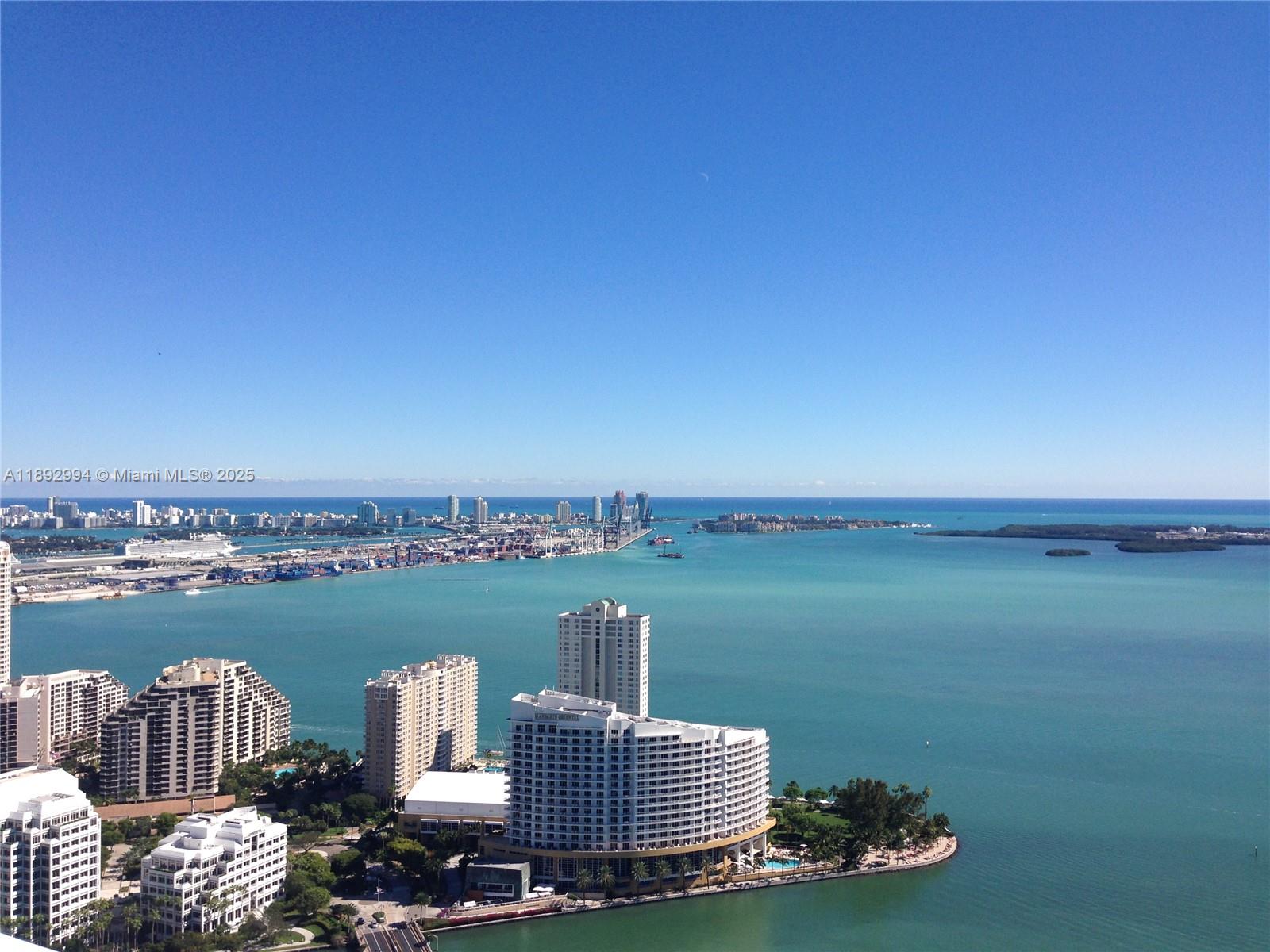 950 Brickell Bay Dr #5011