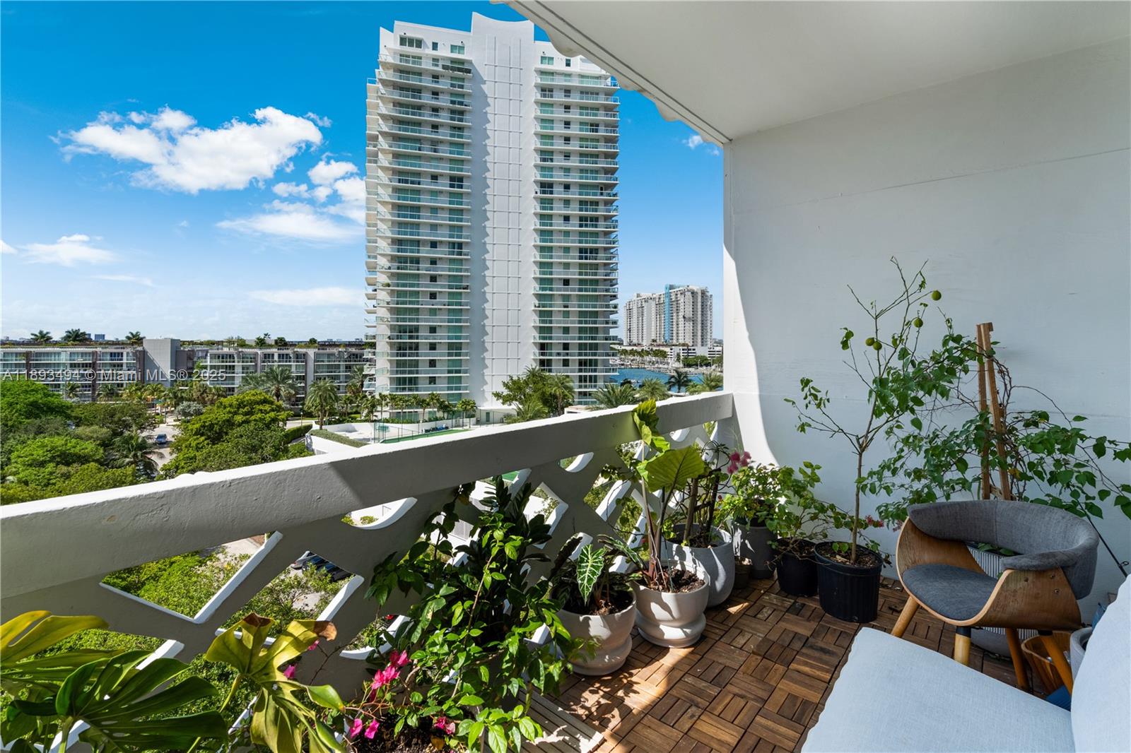 20 Island Ave #702 Miami Beach, FL 33139