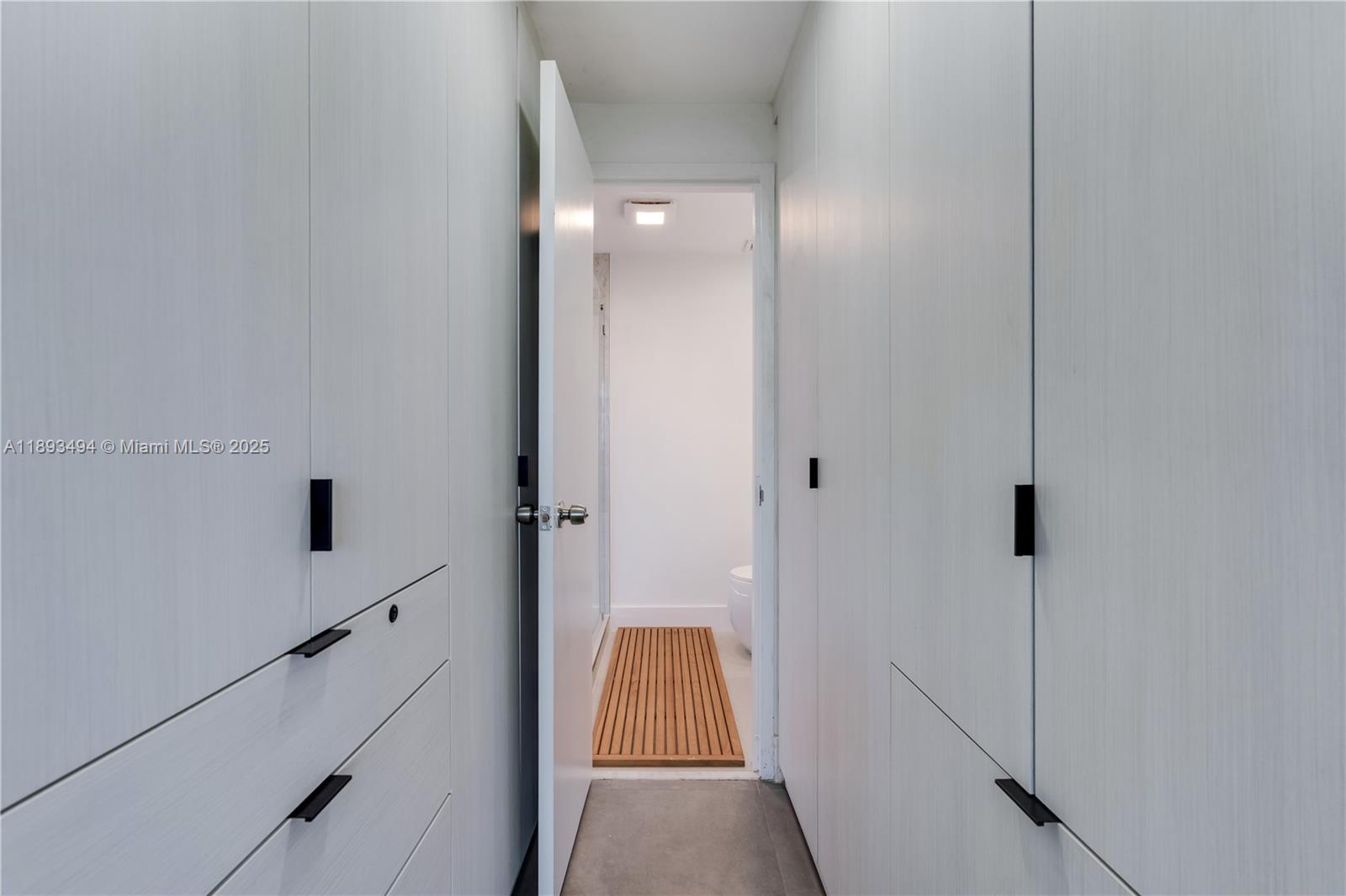 20 Island Ave #702 Miami Beach, FL 33139