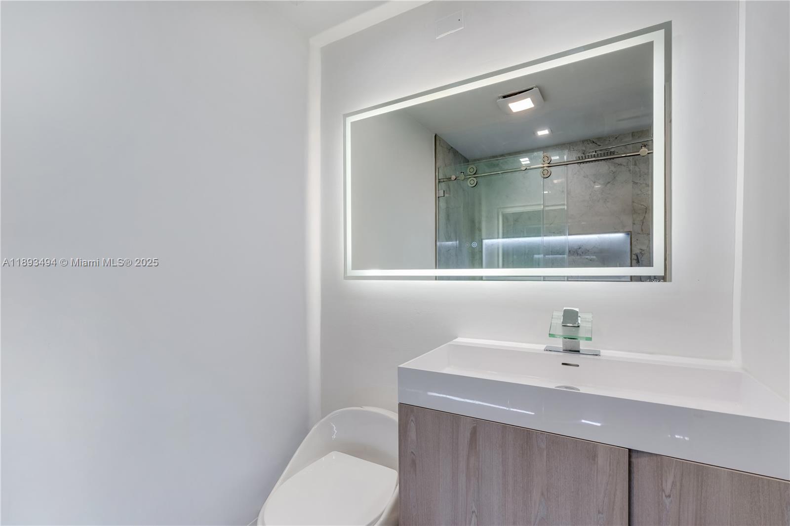 20 Island Ave #702 Miami Beach, FL 33139