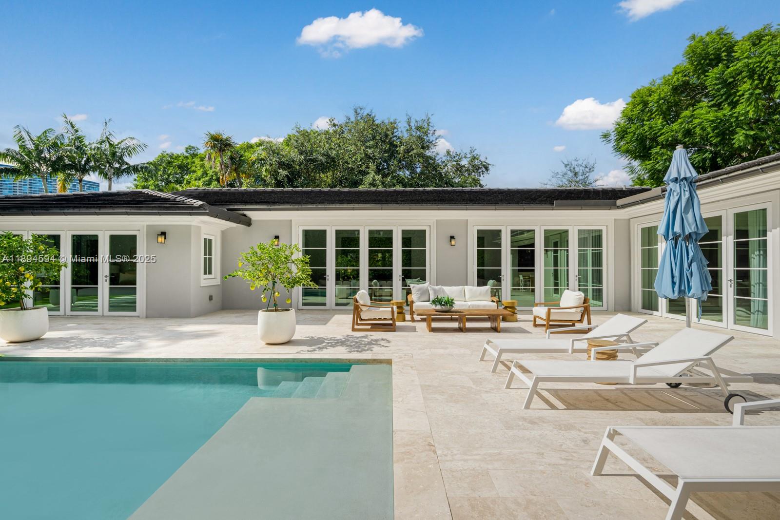 4301 Gate Ln Miami, FL 33137 4301 Gate Ln Miami, FL 33137