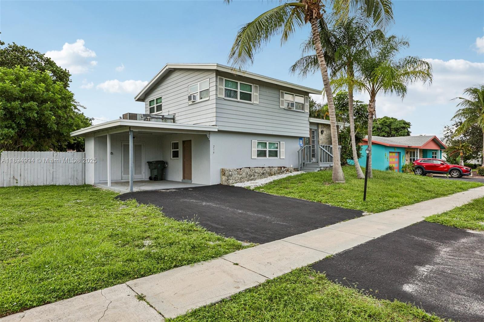 214 SW 4th St